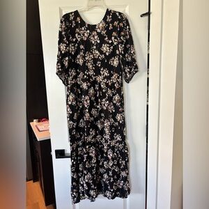 Time and Tru Black and Cream Floral Maxi Dress EUC like new